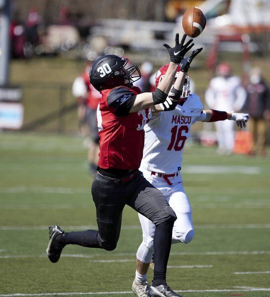 Doody's 3 TD catches keep Marblehead unbeaten, give Rudloff 100th coaching win